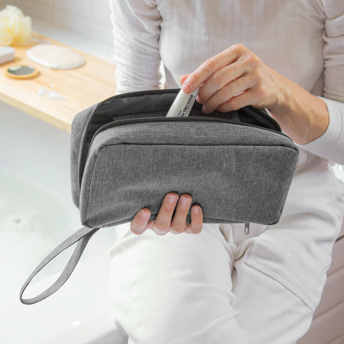 Necessaire 